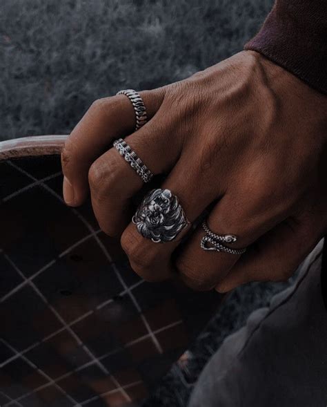 rings for men aesthetic.